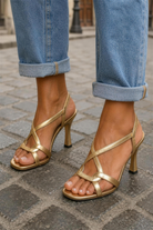 Isabella | Sandalias Doradas de Tacón